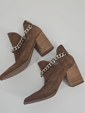Steve Madden Brown Suede Block Heel Ankle Boots with Chain